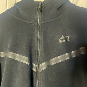 All black Nike tech MENS